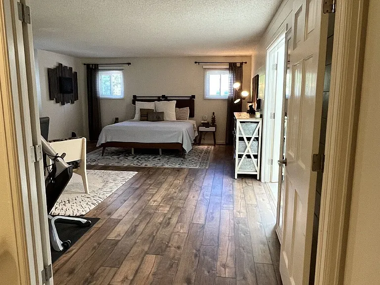10739 E Crestridge Cir — Photo 32
