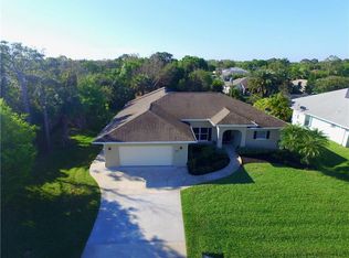 934 Greenbrier Ave, Sebastian, FL 32958