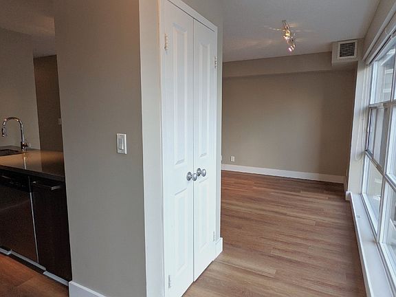 4th image of 11 Saint Joseph St #1106