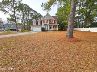 102 Blue Heron Cir, Sneads Ferry, NC 28460