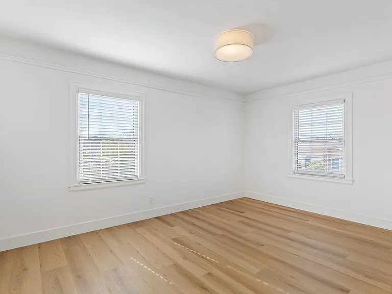 703 Cleveland St — Photo 16