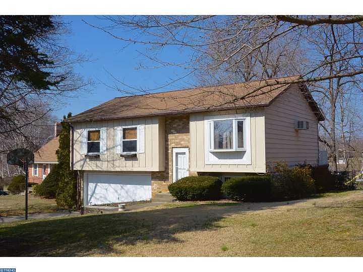 957 Lobelia Ave photo 1