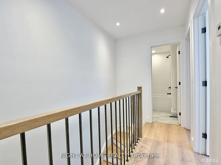 50 A Lanark Ave #COACHHS — Photo 4