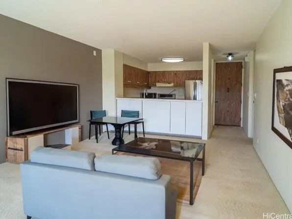 1717 Mott Smith Dr APT 2504, Honolulu, HI 96822