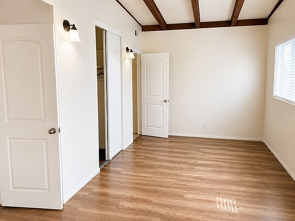 5th image of 8385 Mulberry Ave
