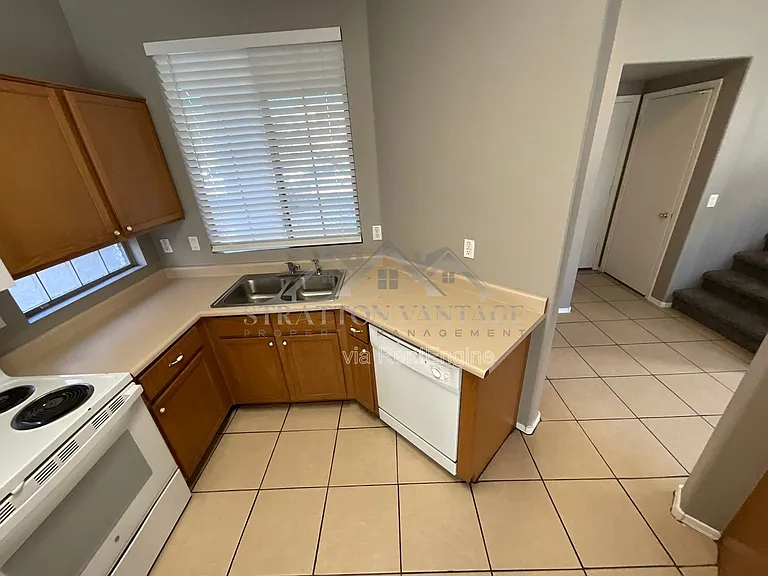 11381 W Yuma St — Photo 17