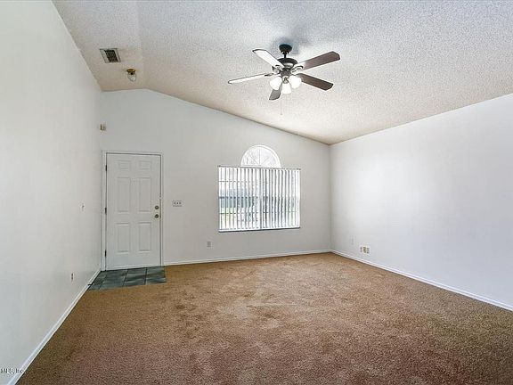 2nd image of 8361 Argyle Corners Dr E