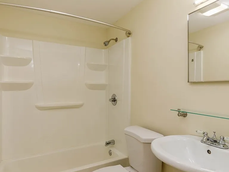 90 Ridgewood Ln #1 — Photo 6