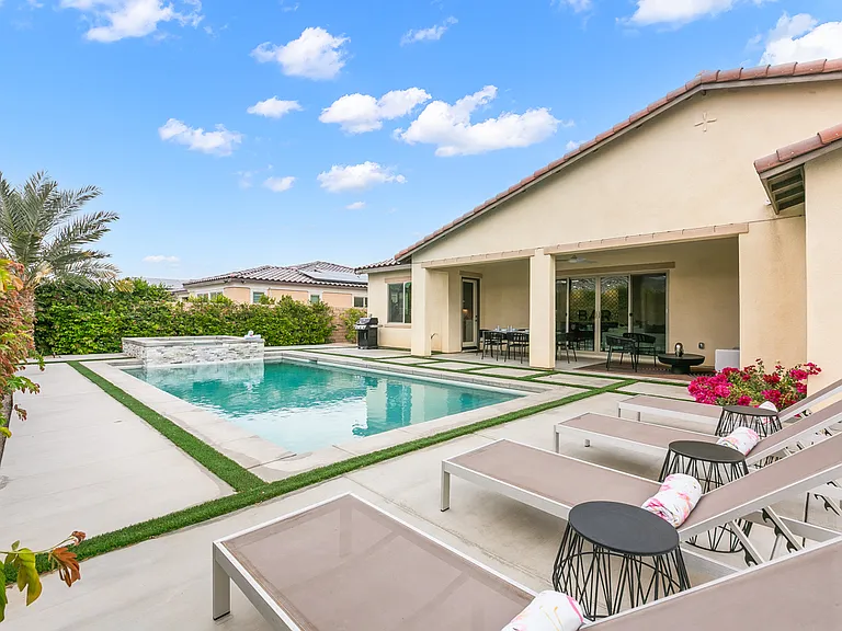 Outdoor Pool and Spa
