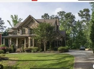 4140 Spalding Dr, Sandy Springs, GA 30350