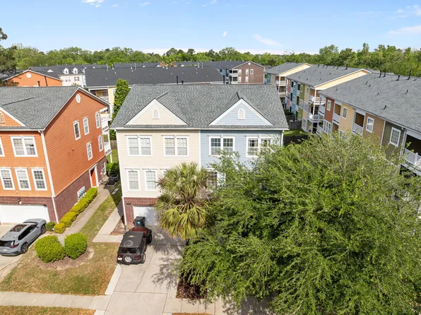 9102 Parlor Dr, Ladson, SC 29456