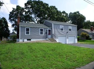 107 Mandalay Rd, Chicopee, MA 01020
