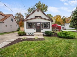 33812 Willowick Dr, Eastlake, OH 44095