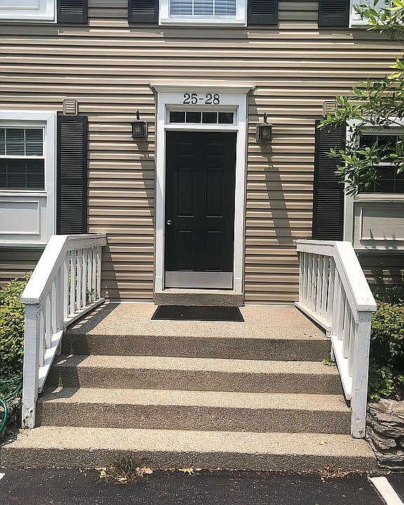 1st image of 410 Mockingbird Valley Rd APT 25