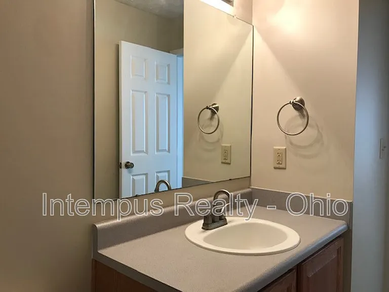 129 Lofton Cir — Photo 18