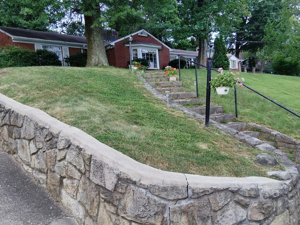 1st image of 106 Forest Dr