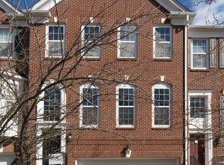 5237 Jule Star Dr, Centreville, VA 20120