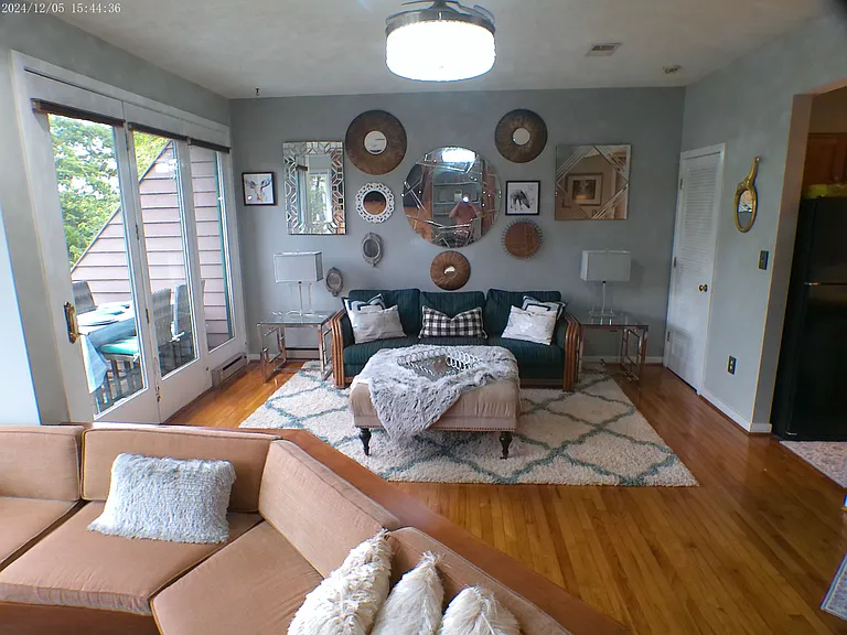13 Ivy Glen Ln — Photo 9