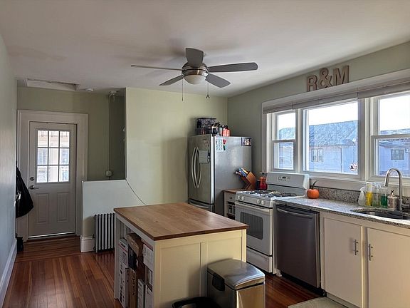 2nd image of 88 Quincy St #2