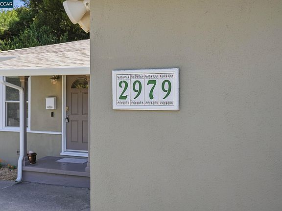 4th image of 2979 Higuera Ave