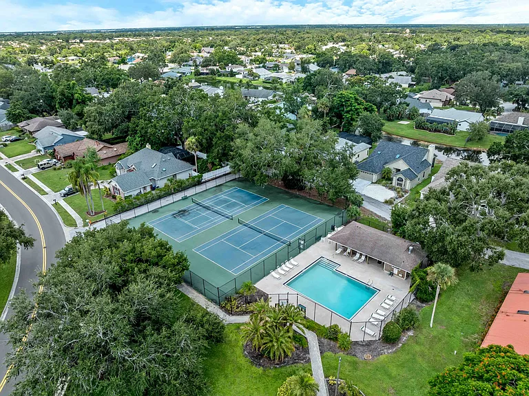 8429 Cypress Lake Cir — Photo 13