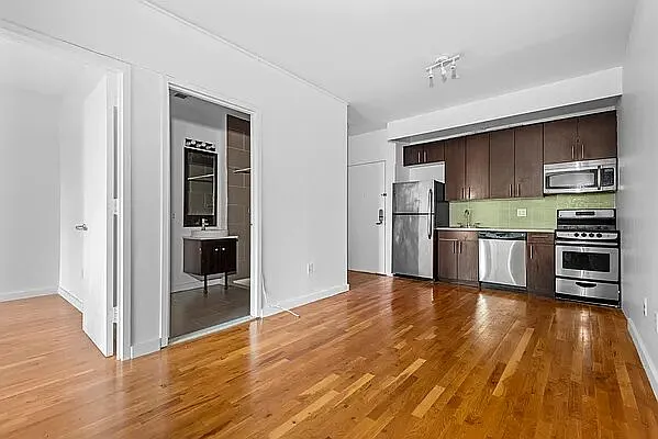 170 Noll St #1 — Photo 1