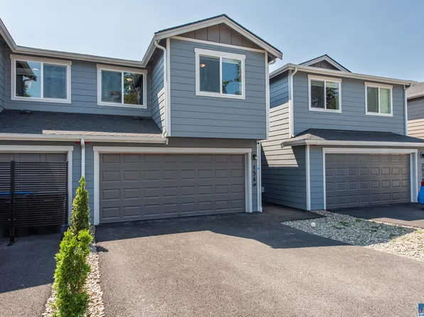 154 Creekside Dr, Port Angeles, WA 98362