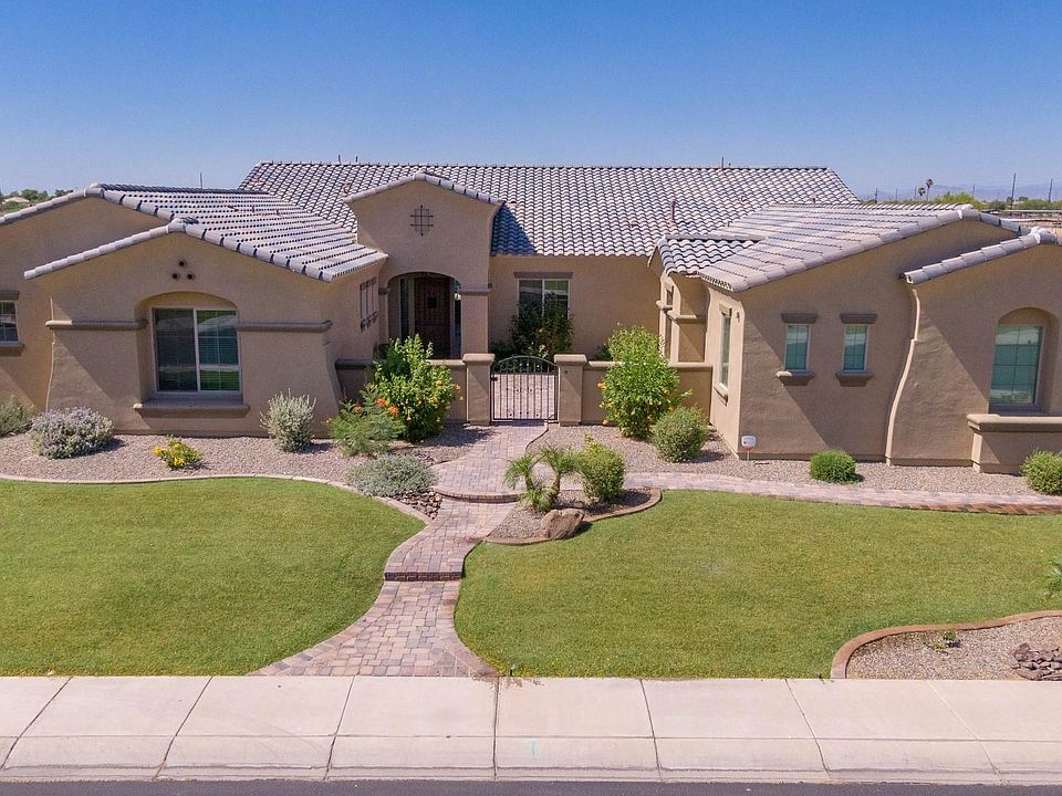 1st image of 3064 E Blackhawk Dr