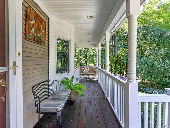 3rd image of 68 Bankside Drive