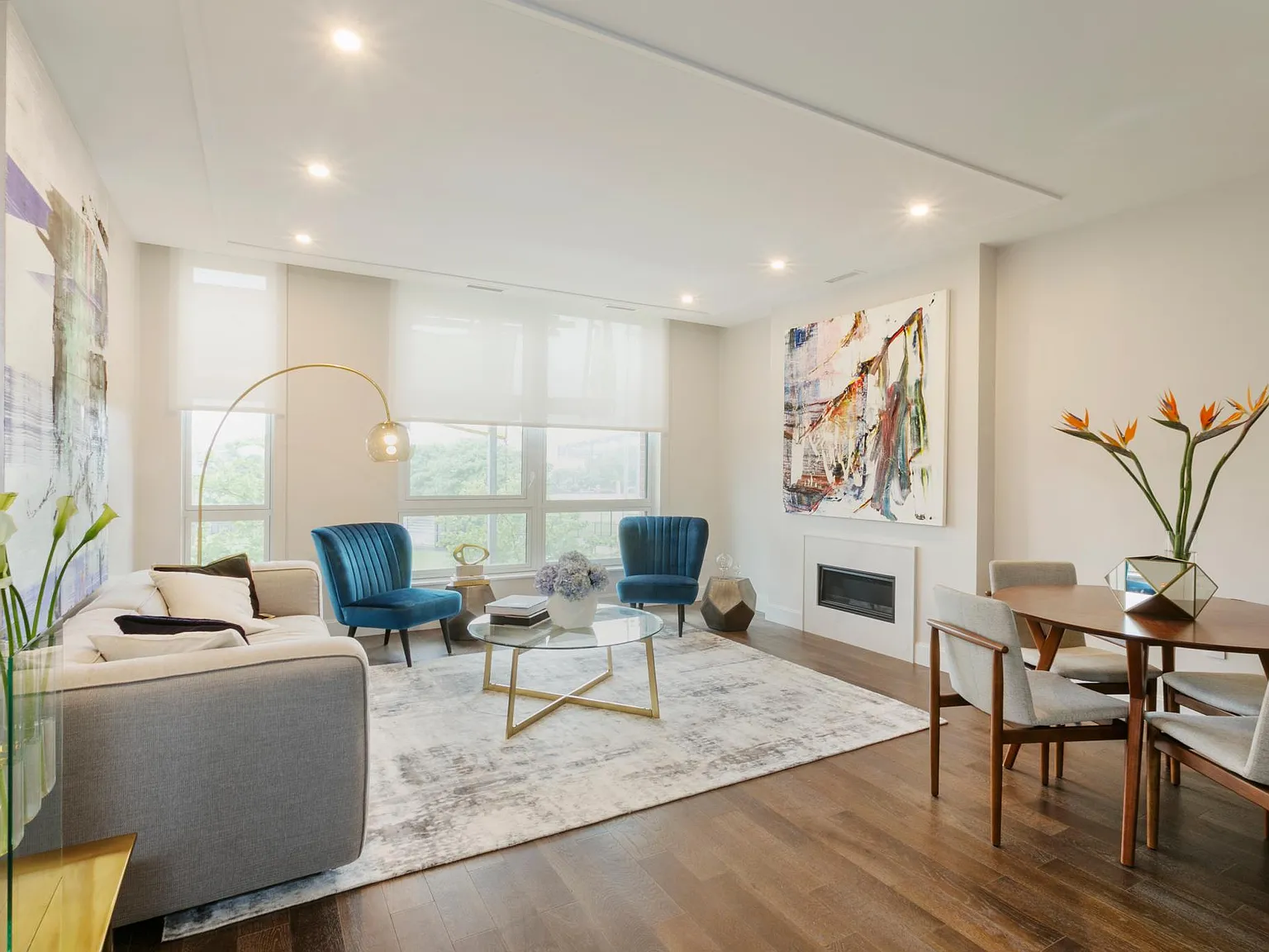 372 9th Luxury Rentals — Photo 3