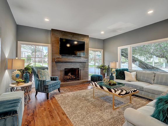4th image of 250 Gramercy Dr