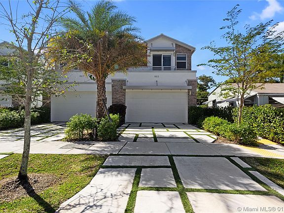 3rd image of 805 SW 7th Ave
