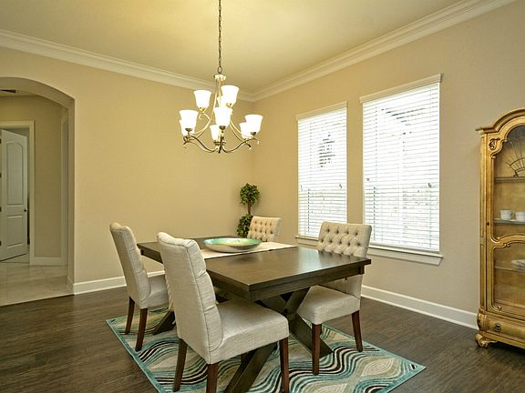 4th image of 2236 Park Place Cir