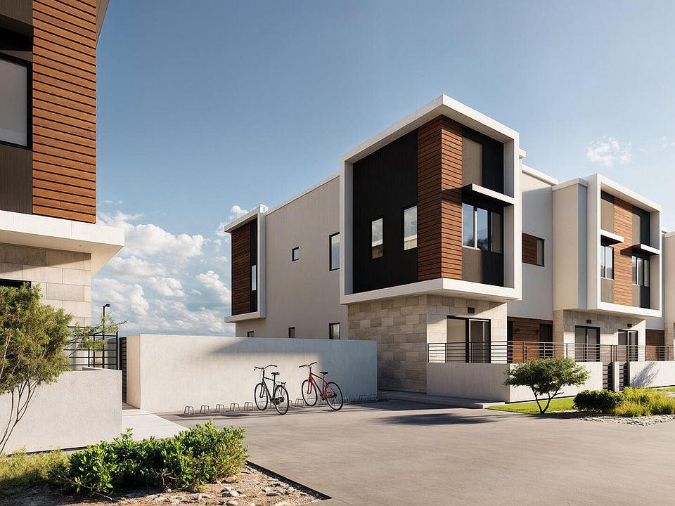 1st image of 807 S GEORGE Drive