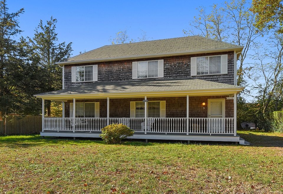 1st image of 9 Parkway Dr