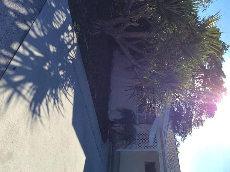 1st image of 609 S B St #1
