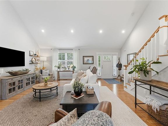 5th image of 30 Silas Hill Way