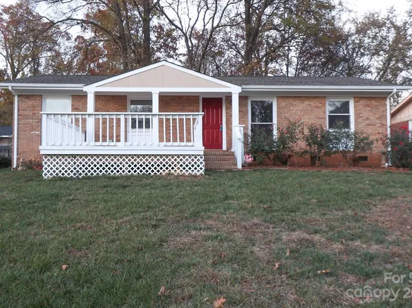 1009 Dunleigh Dr, Charlotte, NC 28214