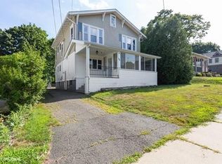 60 King St, Holyoke, MA 01040