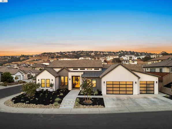 725 Oreno Cir, Folsom, CA 95630