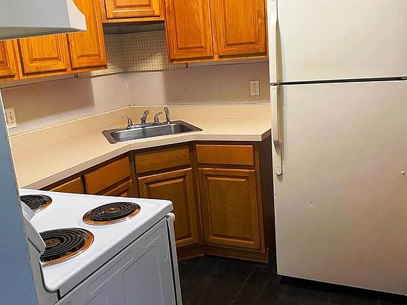5th image of 141 N Emory Dr Unit 7