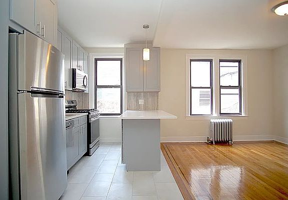 2nd image of 33-29 29th St #3