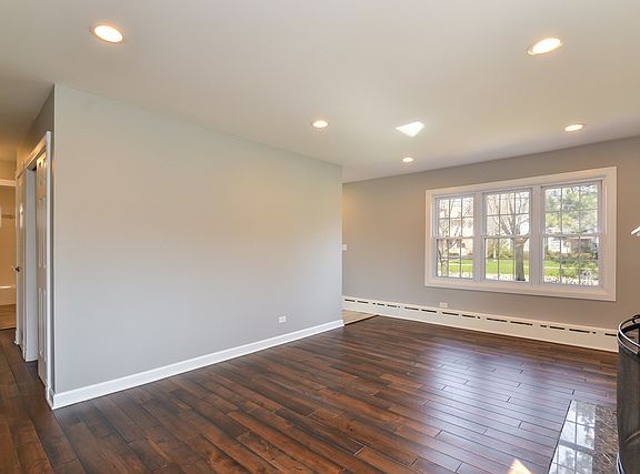 3rd image of 1403 Greenwood Ave