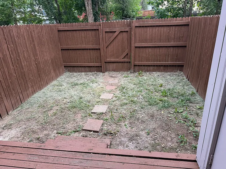 4108 Charleston Dr — Photo 23