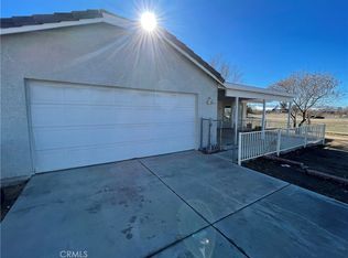 15129 Sycamore St, Hesperia, CA 92345
