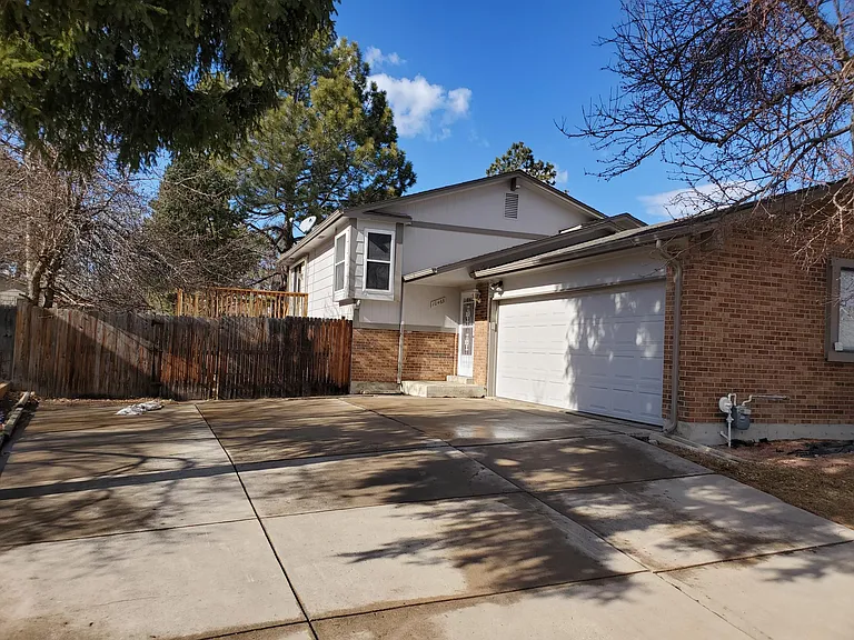 10463 Garland Way — Photo 1