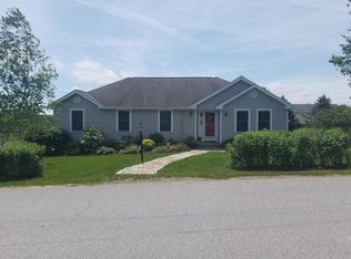 77 Fluker St, Thomaston, ME 04861