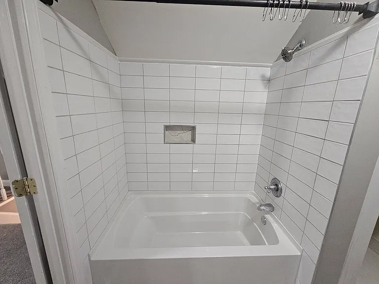 2039 Wilhelmina Ave — Photo 16