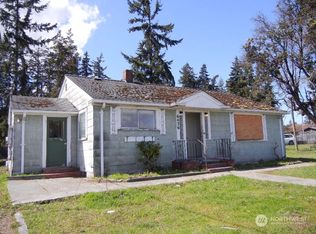 6436 Humphrey Rd, Clinton, WA 98236