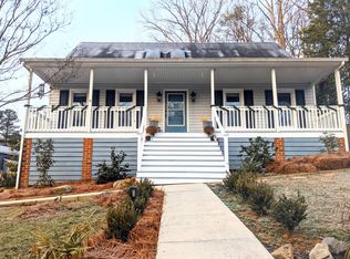 15614 Roland View Dr, Chester, VA 23831